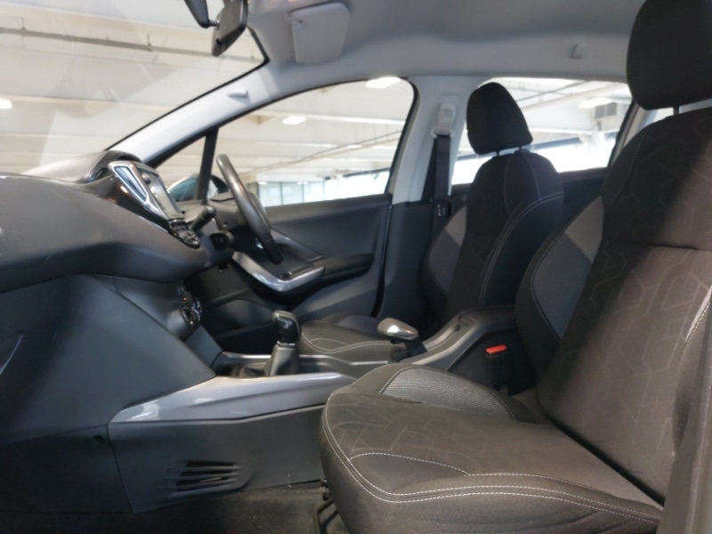 Used Peugeot 2008 2016 for sale - 77475930: Photo 5