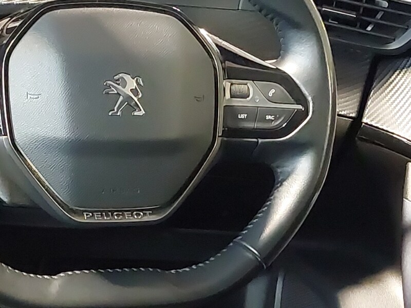 Used Peugeot 2008 2020 for sale - 77664004: Photo 11
