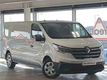 Renault Trafic feature image