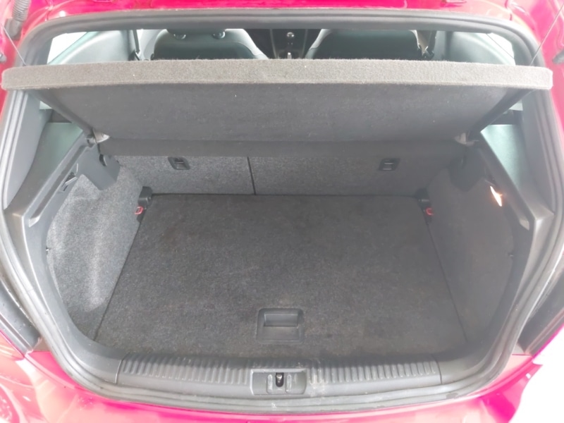 Used Volkswagen Polo 2017 for sale - 76456017: Photo 8