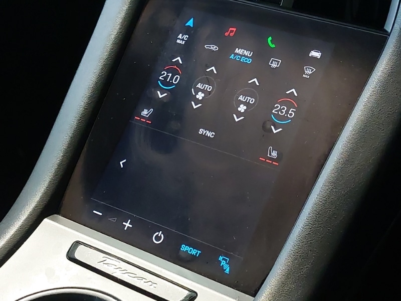 Used Porsche Taycan 2021 for sale - 77790530: Photo 15