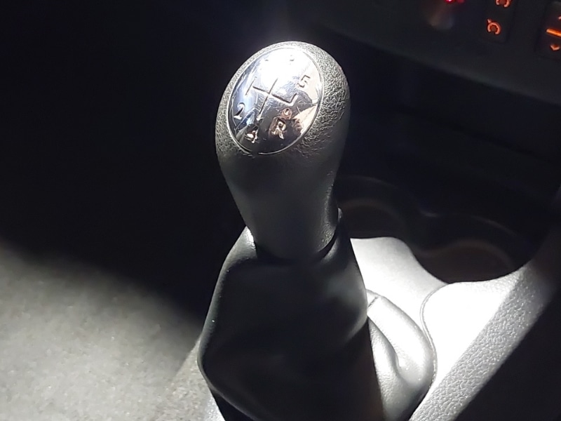 Used Dacia Logan MCV 2015 for sale - 76947371: Photo 18