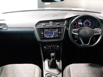 Used Volkswagen Tiguan 2022 for sale - 76897524: Photo