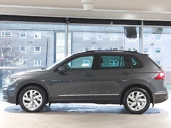 Used Volkswagen Tiguan 2022 for sale - 76897524: Photo