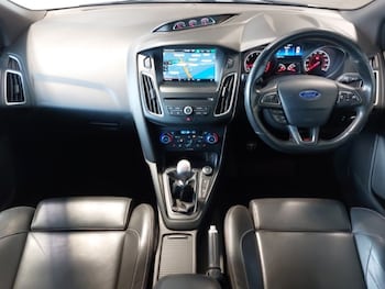 Used Ford Focus 2015 for sale - 78178743: Photo