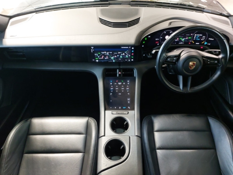 Used Porsche Taycan 2021 for sale - 77922325: Photo 2