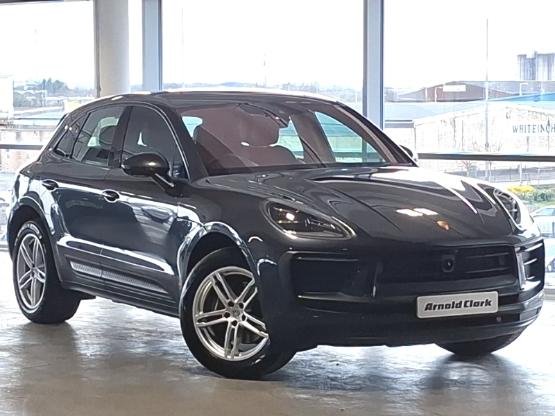 Used Porsche Macan 2023 for sale - 78164120: Photo 1