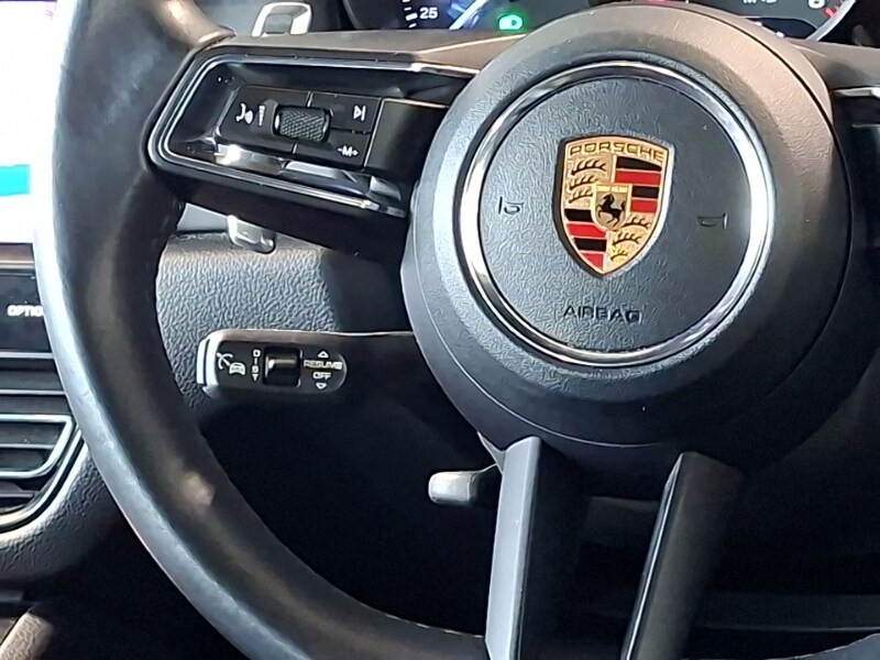 Used Porsche Macan 2023 for sale - 78164120: Photo 10