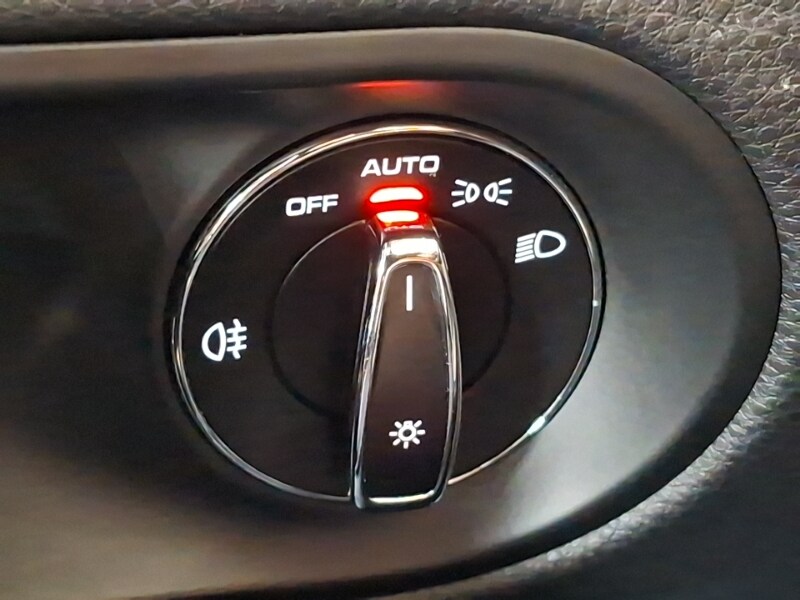 Used Porsche Macan 2023 for sale - 78164120: Photo 18