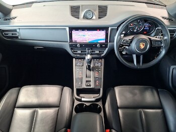 Used Porsche Macan 2023 for sale - 78164120: Photo