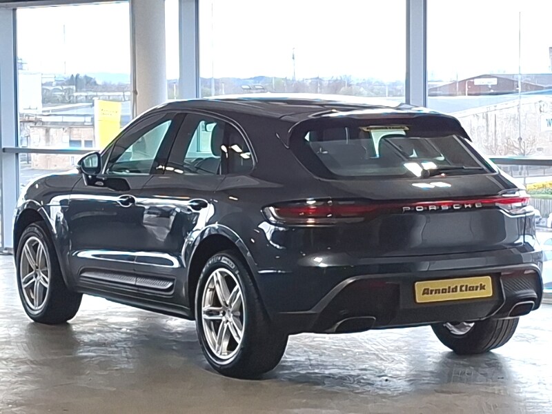 Used Porsche Macan 2023 for sale - 78164120: Photo 3