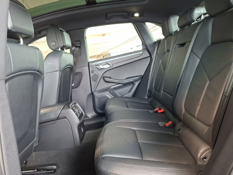 Used Porsche Macan 2023 for sale - 78164120: Photo 6