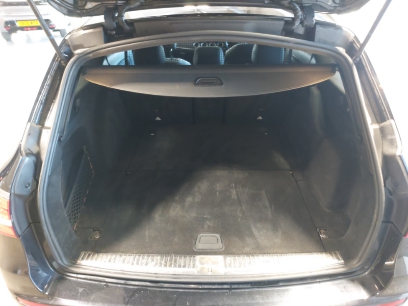 Used Mercedes-Benz E Class 2018 for sale - 76846855: Photo 8