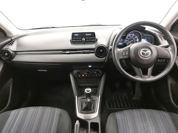 Used Mazda Mazda2 2016 for sale - 78924544: Photo