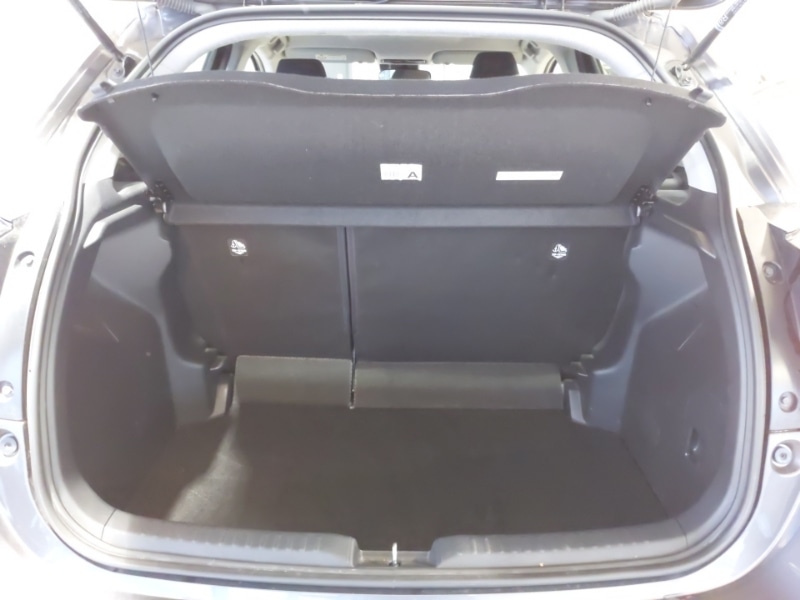 Used Toyota Yaris 2022 for sale - 77004468: Photo 8