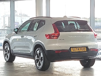 Used Volvo XC40 2024 for sale - 76166045: Photo 3