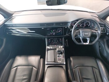 Used Audi Q7 2022 for sale - 75656834: Photo