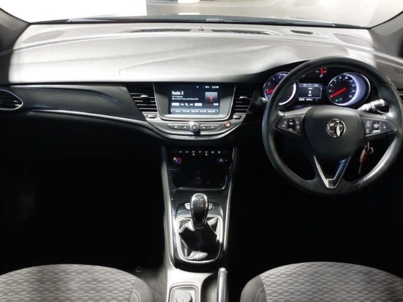Used Vauxhall Astra 2017 for sale - 77706504: Photo 2