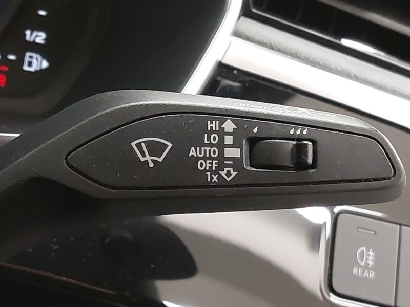 Used Audi Q3 2020 for sale - 76450949: Photo 17