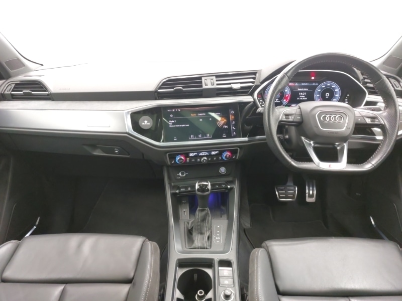 Used Audi Q3 2020 for sale - 76450949: Photo 2