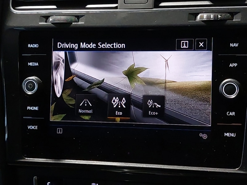 Used Volkswagen Golf 2019 for sale - 77189751: Photo 18