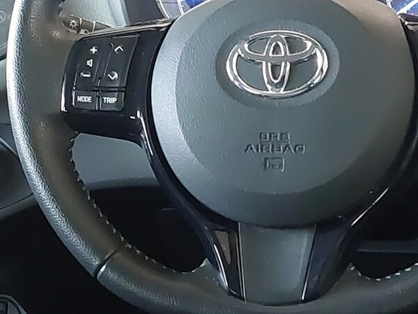 Used Toyota Yaris 2018 for sale - 76282127: Photo 10