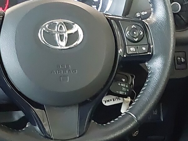 Used Toyota Yaris 2018 for sale - 76282127: Photo 11