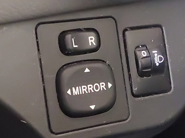 Used Toyota Yaris 2018 for sale - 76282127: Photo 18