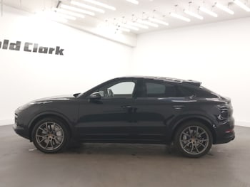 Used Porsche Cayenne 2019 for sale - 78440869: Photo