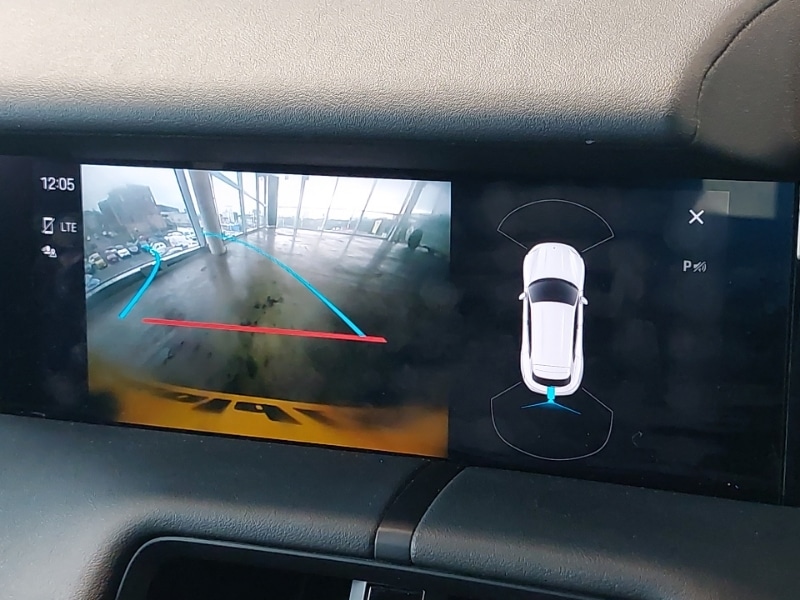 Used Porsche Taycan 2022 for sale - 77874030: Photo 14