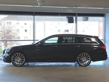 Used Mercedes-Benz E Class 2018 for sale - 76970342: Photo