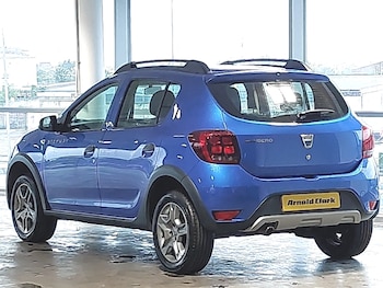 Used Dacia Sandero Stepway 2019 for sale - 76233495: Photo 3