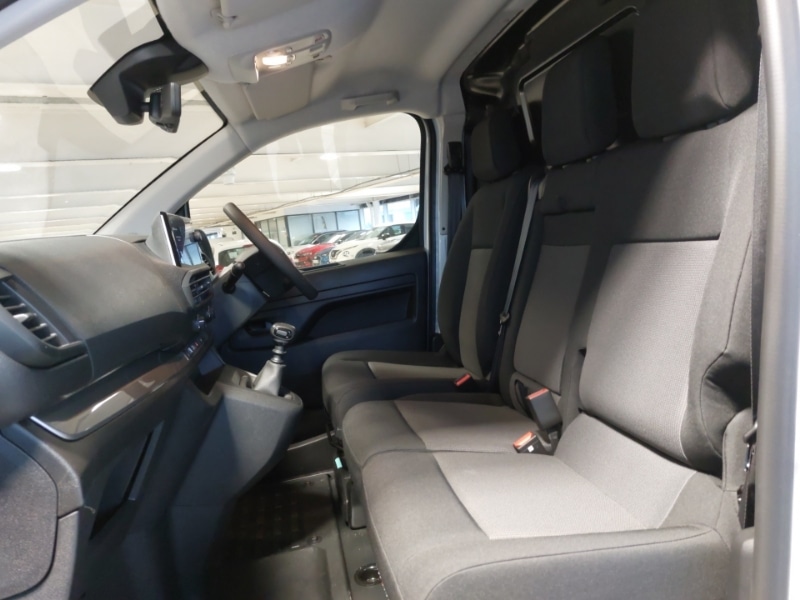 Used Vauxhall Vivaro 2024 for sale - 76864626: Photo 5