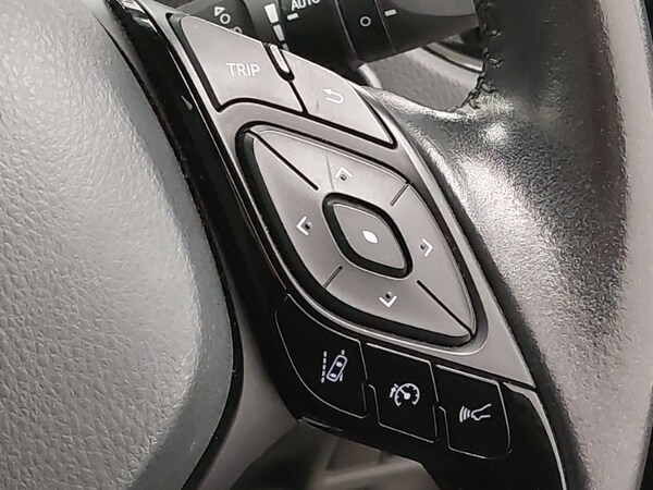 Used Toyota C-HR 2021 for sale - 76221086: Photo 14