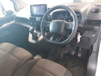Used Citroen Berlingo 2021 for sale - 75644963: Photo