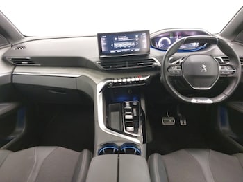 Used Peugeot 5008 2023 for sale - 76543509: Photo