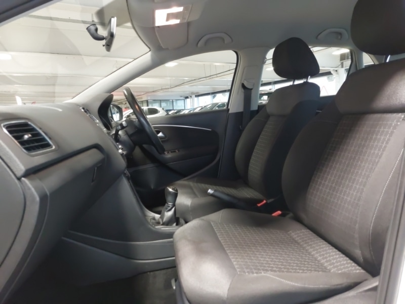 Used Volkswagen Polo 2015 for sale - 77141497: Photo 5