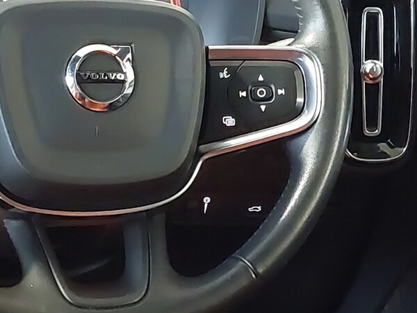 Used Volvo XC40 2020 for sale - 76321218: Photo 11