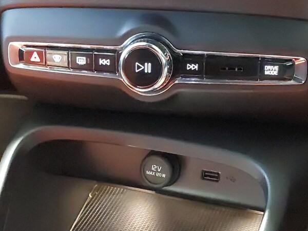Used Volvo XC40 2020 for sale - 76321218: Photo 15