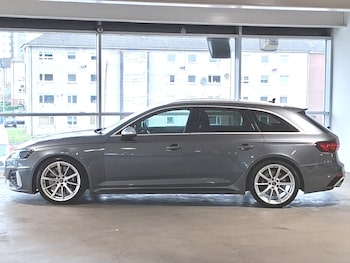 Used Audi RS4 2024 for sale - 78572456: Photo