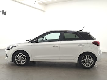 Used Hyundai i20 2019 for sale - 79343621: Photo