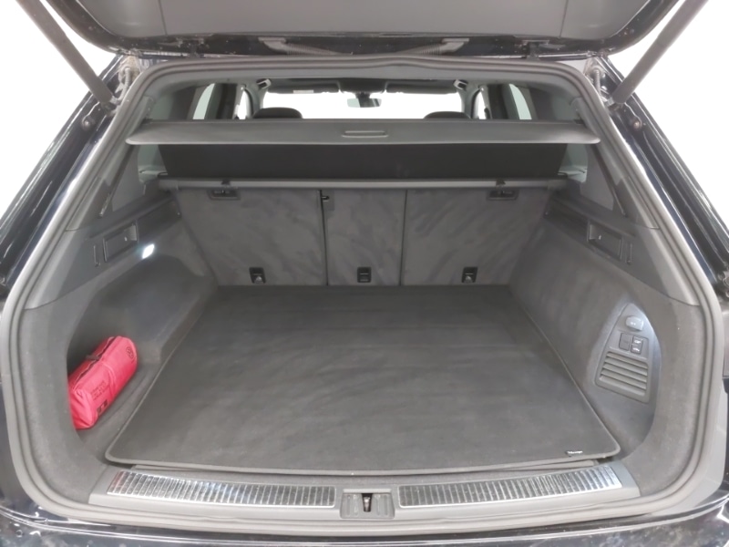 Used Volkswagen Touareg 2020 for sale - 77518000: Photo 8