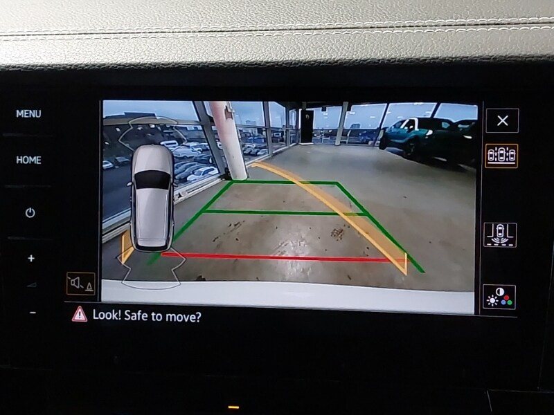 Used Volkswagen Touareg 2023 for sale - 77823049: Photo 14