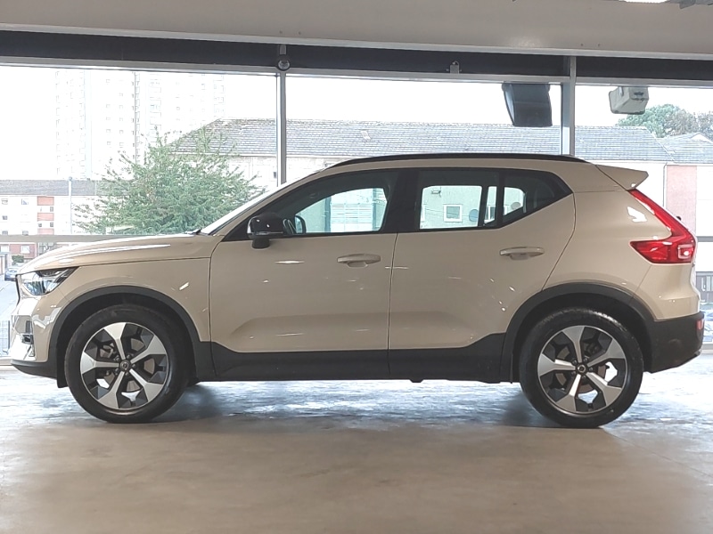 Used Volvo XC40 2024 for sale - 76301615: Photo 4