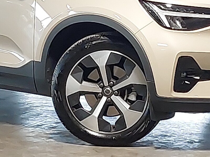 Used Volvo XC40 2024 for sale - 76301615: Photo 9