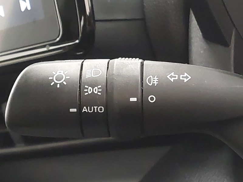 Used Mazda Mazda2 HYBRID 2024 for sale - 76493275: Photo 15