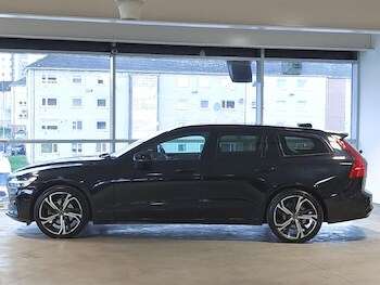 Used Volvo V60 2025 for sale - 78006138: Photo