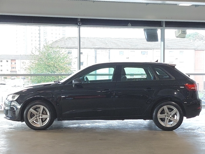 Used Audi A3 2018 for sale - 76397534: Photo 4