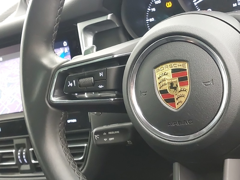 Used Porsche Macan 2021 for sale - 78187271: Photo 11