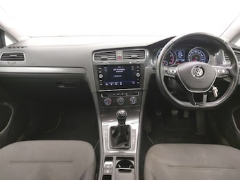 Used Volkswagen Golf 2018 for sale - 76450929: Photo